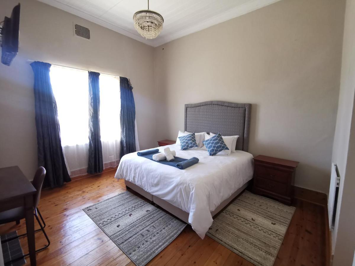 Lucolo Palace B&B Aliwal North Ngoại thất bức ảnh