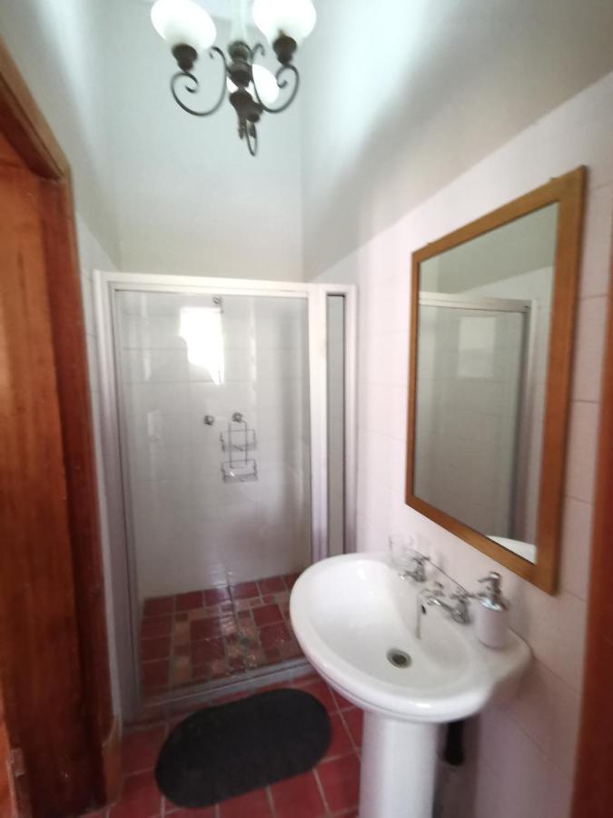 Lucolo Palace B&B Aliwal North Ngoại thất bức ảnh